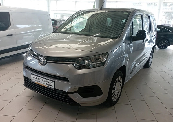 Toyota Proace City Verso cena 106900 przebieg: 25658, rok produkcji 2022 z Bełchatów małe 67